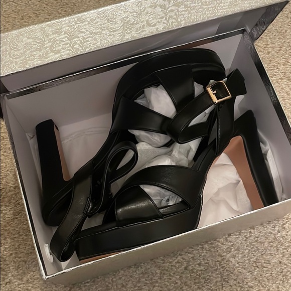 Elegant Black Strappy Heels - Picture 1 of 3